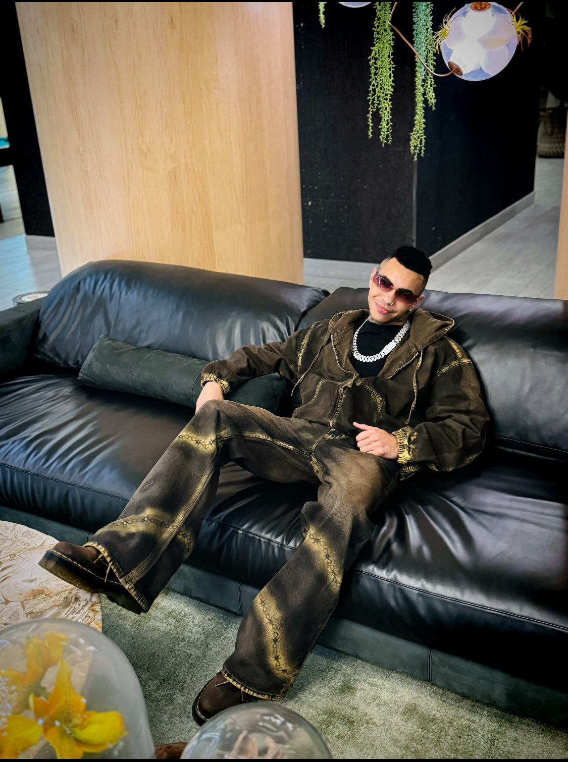 Gold-washed carmelita denim jacket and pants set